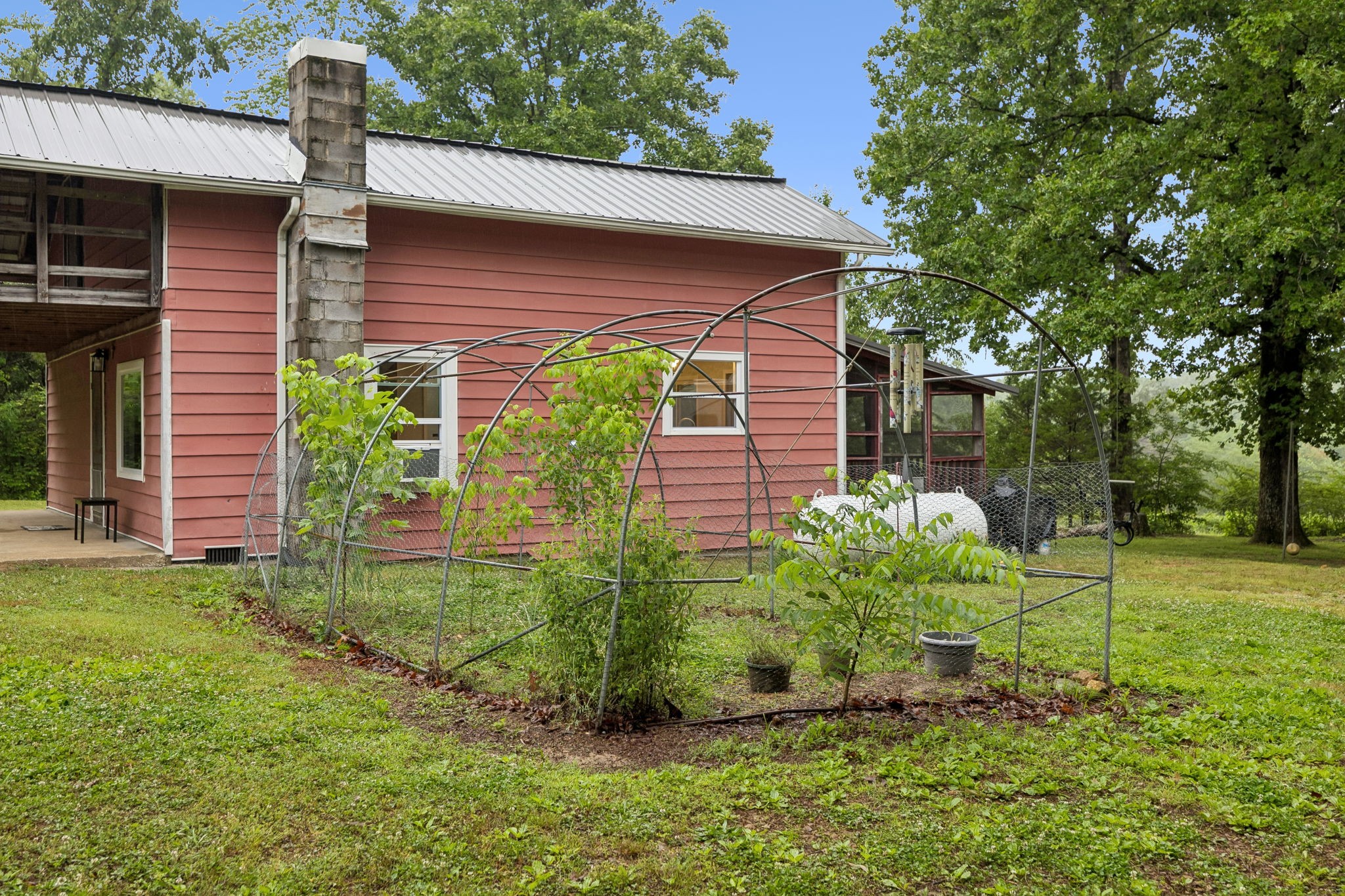 121 Hannah Road Summertown, TN 38483 - Photo 42 of 52 a view of a backyard with plants