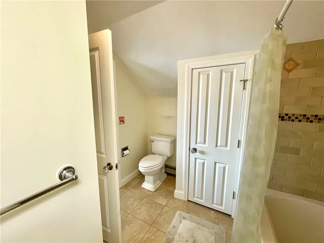 $3,000 | 57 Green Street, Portsmouth, RI 02871