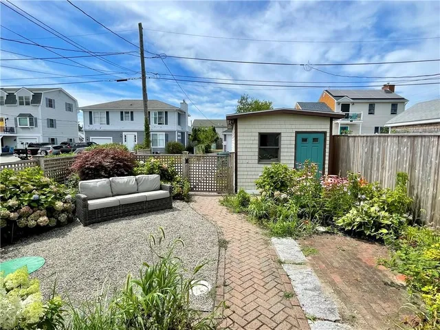 $3,000 | 57 Green Street, Portsmouth, RI 02871