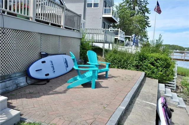 $3,000 | 57 Green Street, Portsmouth, RI 02871