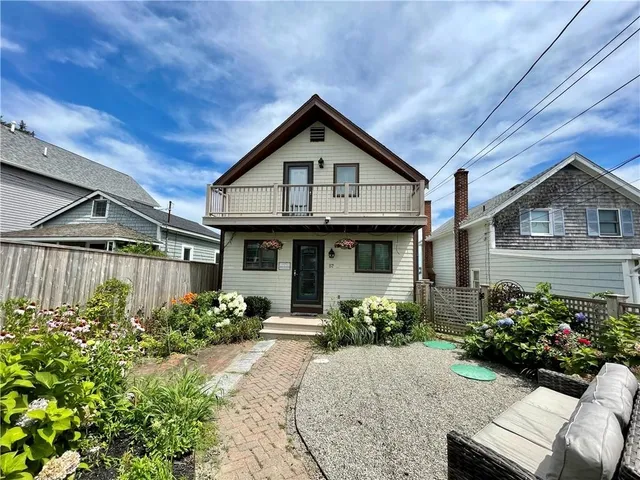 $3,000 | 57 Green Street, Portsmouth, RI 02871