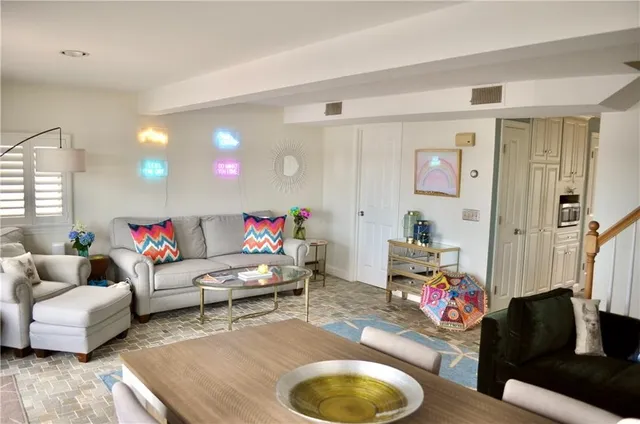 $3,000 | 57 Green Street, Portsmouth, RI 02871