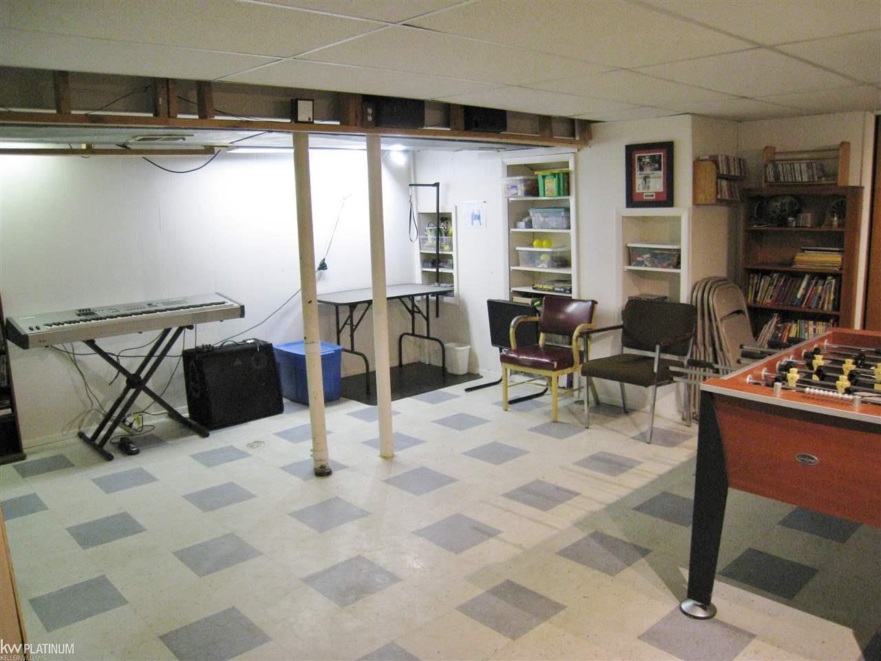 34623 Devonshire Road New Baltimore, MI 48047 - Photo 30 of 35 50001161-29.JPG