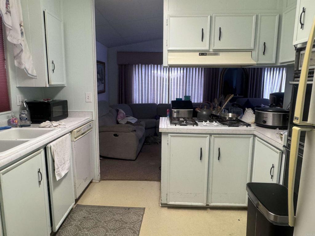 1401 El Norte Parkway, Unit 282 San Marcos, CA 92069 - Photo 4 of 7