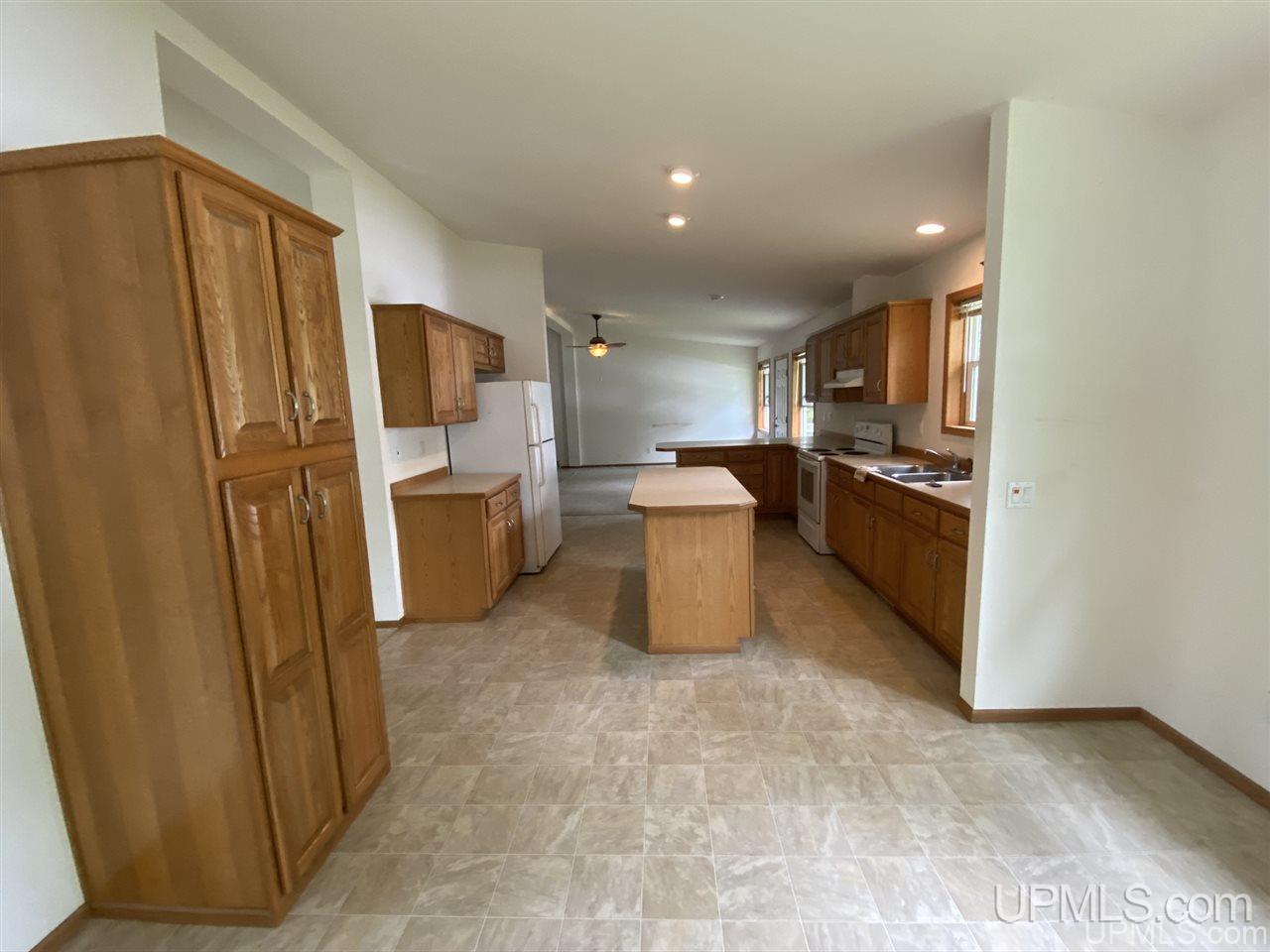2076 West Co Road Gulliver, MI 49840 - Photo 5 of 50