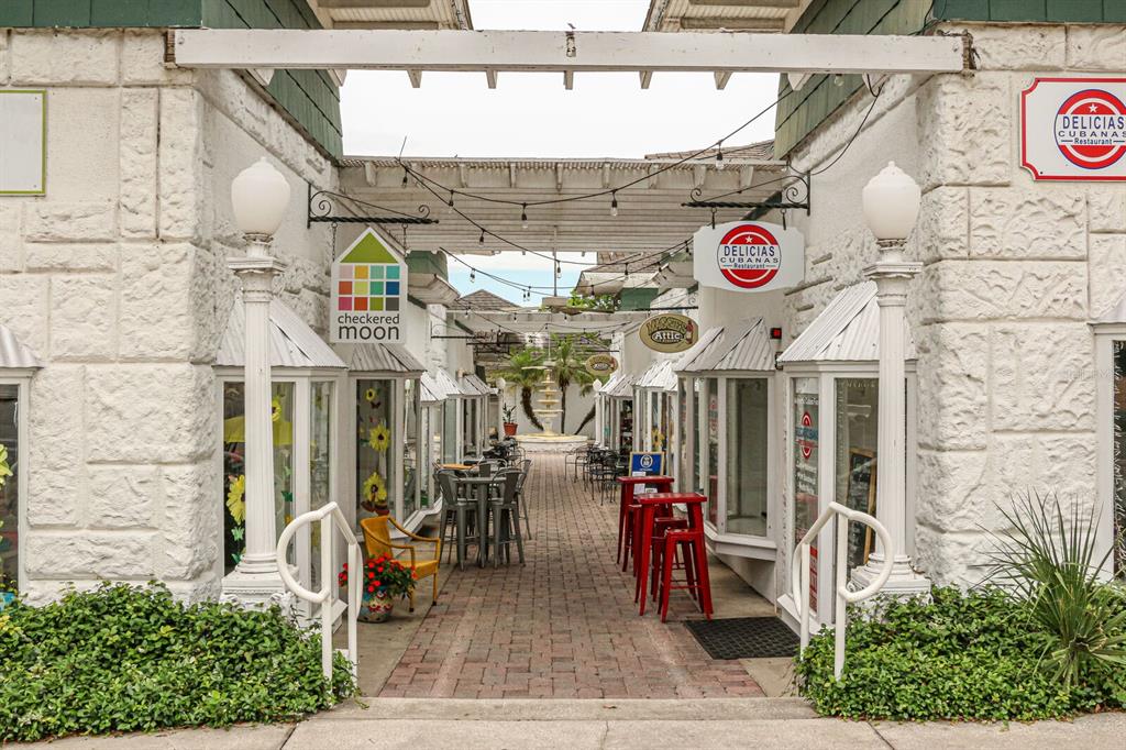 30911 Vista View Mount Dora, FL 32757 - Photo 52 of 54 a view of a store with a lot of signs