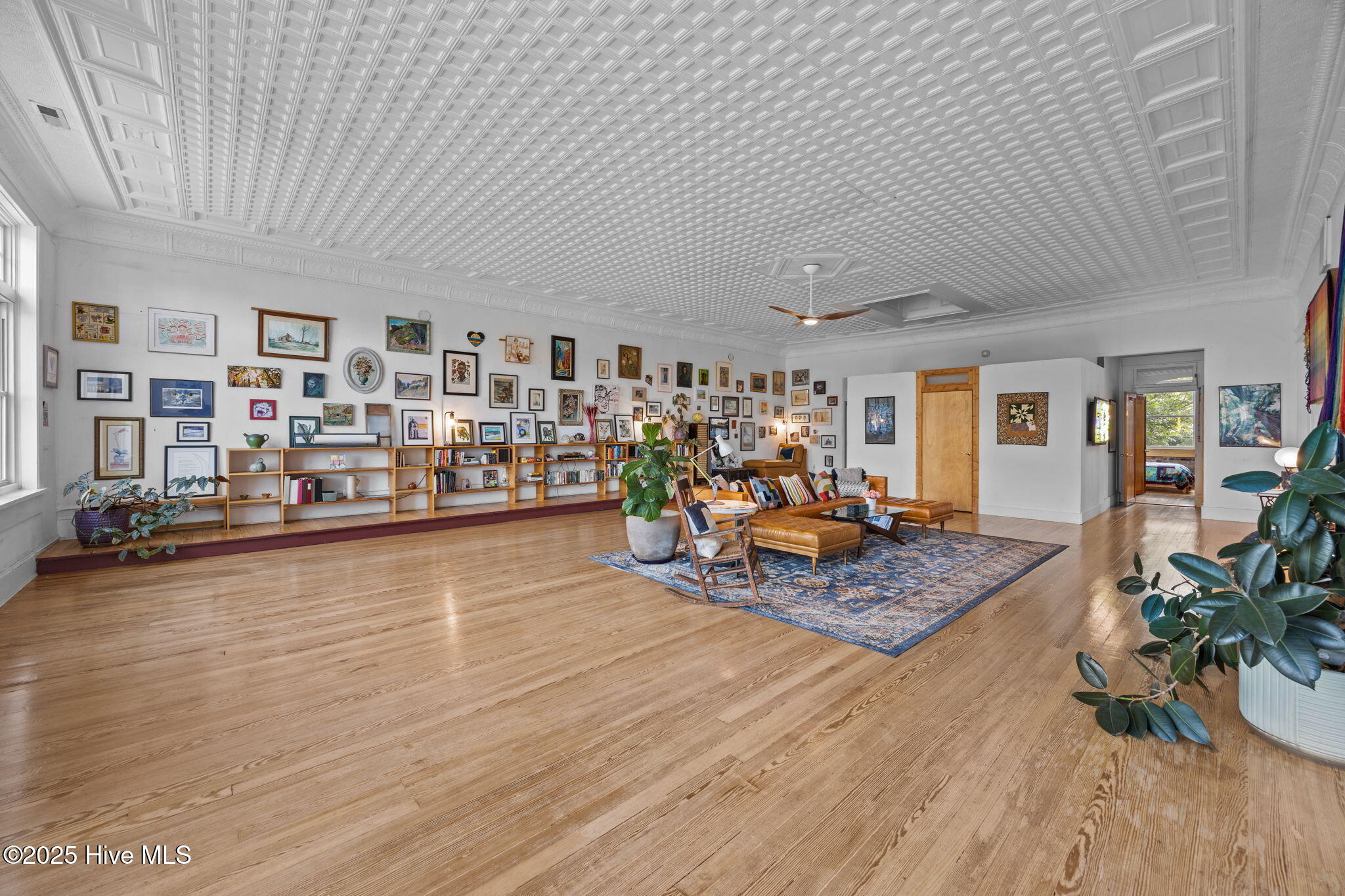 522 West 1st Street Ayden, NC 28513 - Photo 22 of 56 Living room
