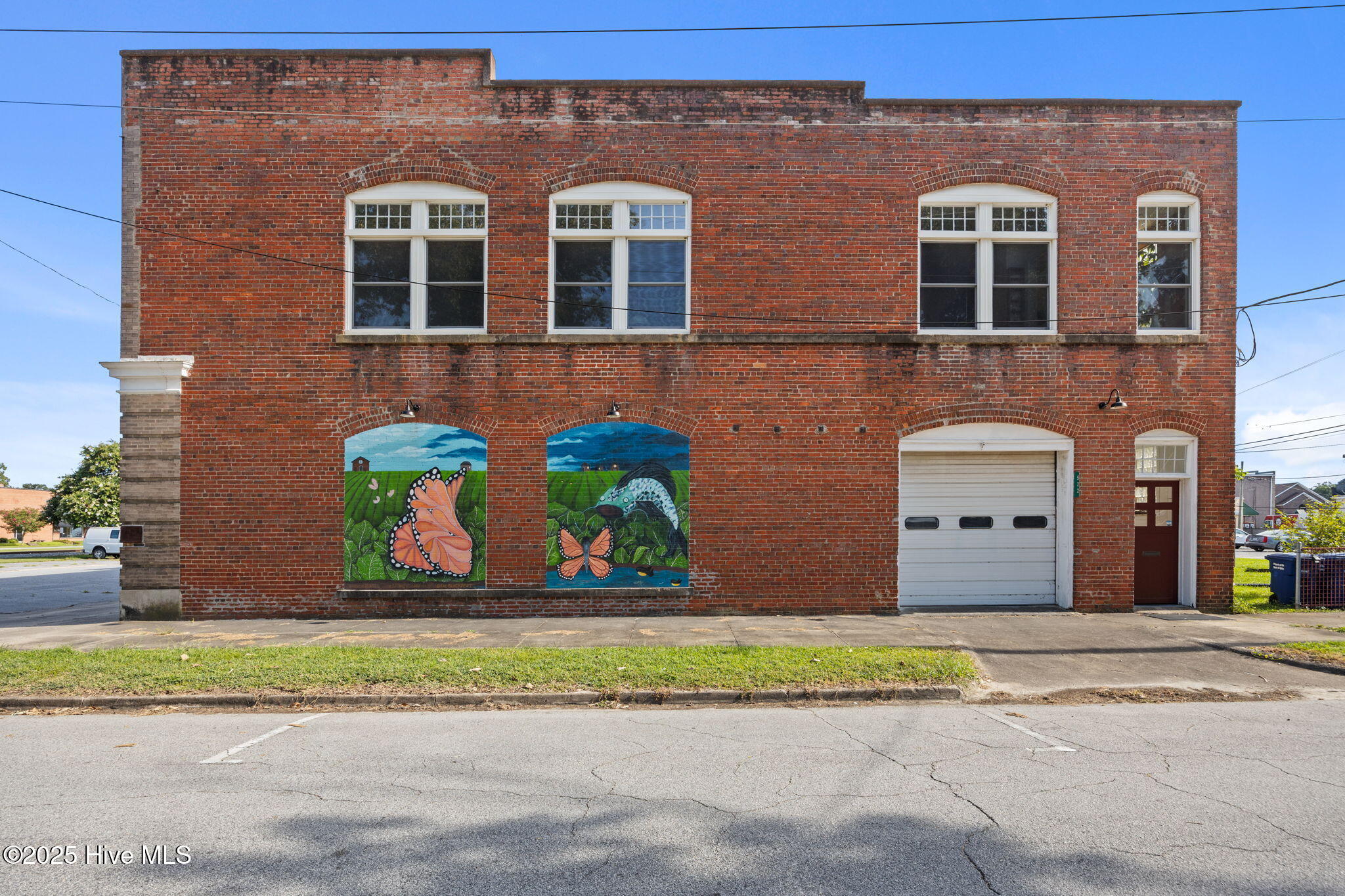 522 West 1st Street Ayden, NC 28513 - Photo 3 of 56 First St. exterior and mural