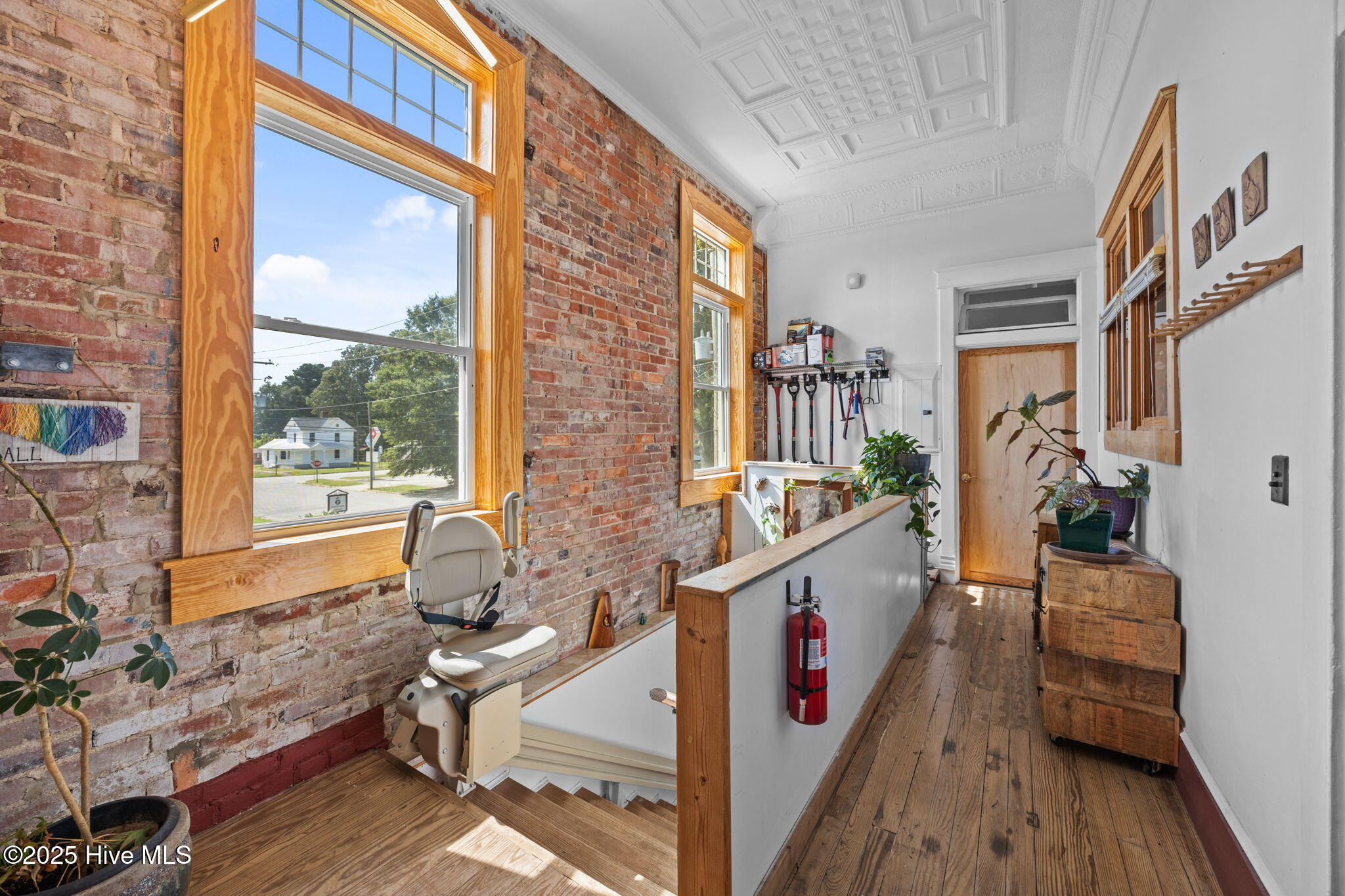 522 West 1st Street Ayden, NC 28513 - Photo 5 of 56 Loft landing