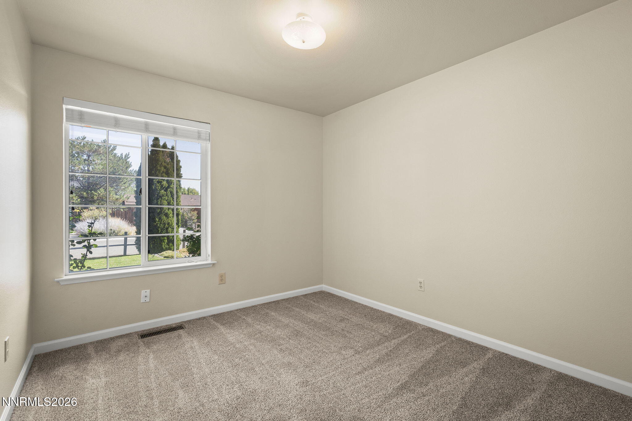 1304 Yellow Jacket Lane Gardnerville, NV 89460 - Photo 25 of 31 25-web-or-mls-25-print-_DSC0230