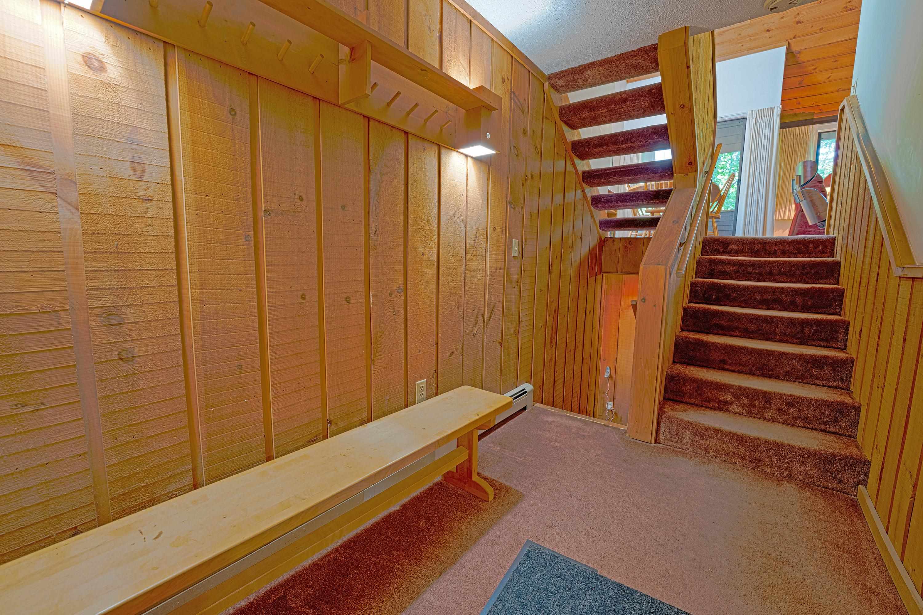 68 Fox Run Road, Unit 1 Lincoln, NH 03251 - Photo 4 of 25