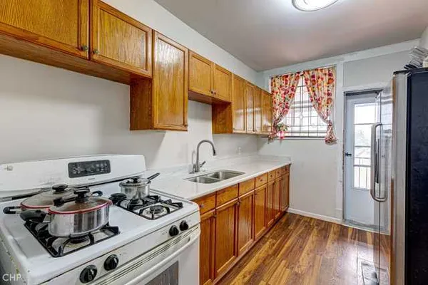 $1,295,000 | 2832 North Mozart Street, Chicago, IL 60618