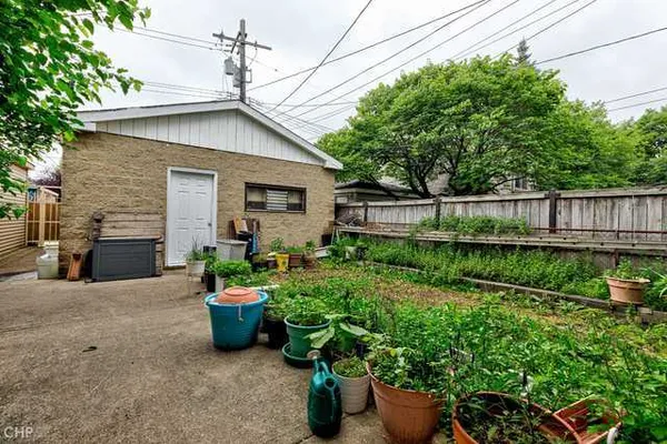 $1,295,000 | 2832 North Mozart Street, Chicago, IL 60618
