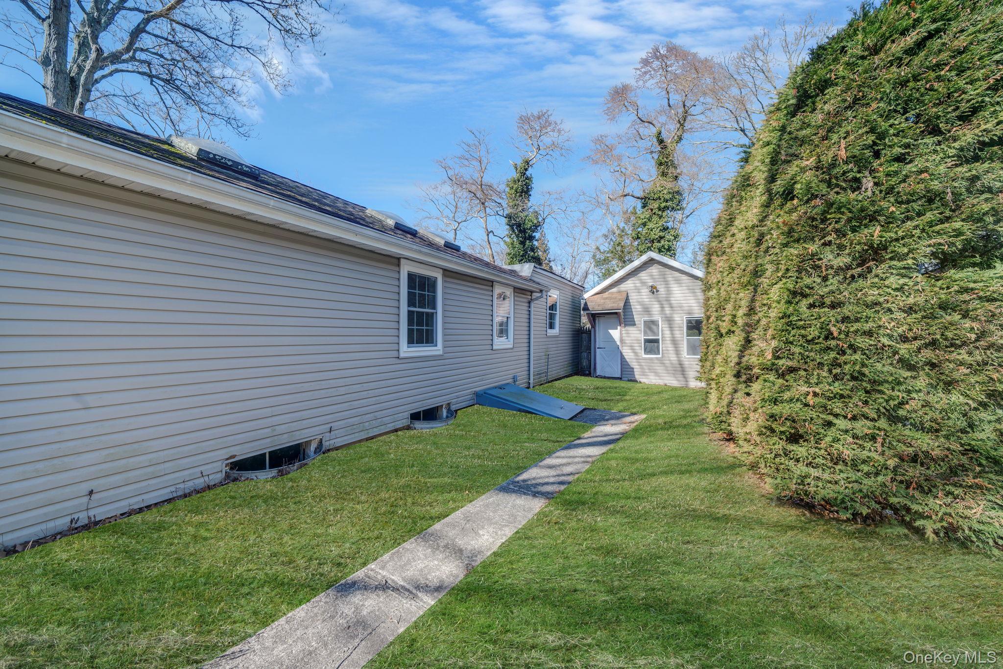 66 Palm Road Rocky Point, NY 11778 - Photo 15 of 16