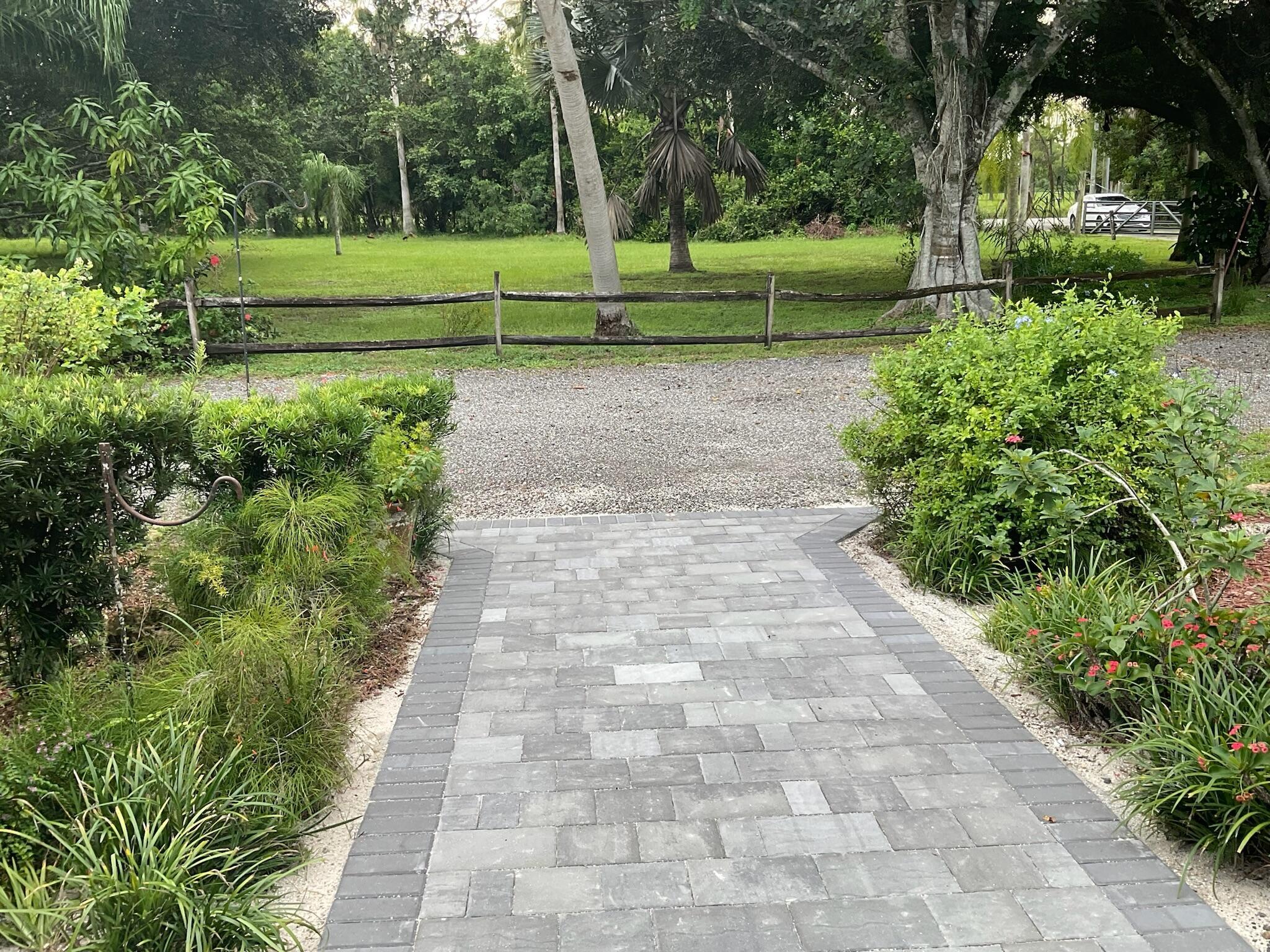 3208 A Road Loxahatchee Groves, FL 33470 - Photo 10 of 41 IMG_1934