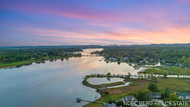 $1,695,000 | 15329 Blue Heron Court, Spring Lake, MI 49456