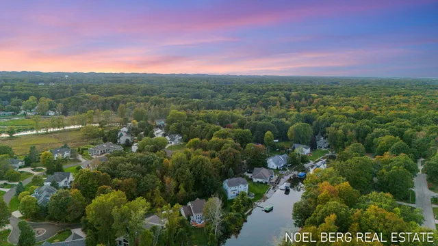 $1,695,000 | 15329 Blue Heron Court, Spring Lake, MI 49456