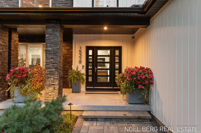 $1,695,000 | 15329 Blue Heron Court, Spring Lake, MI 49456