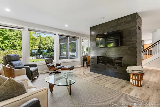 $1,695,000 | 15329 Blue Heron Court, Spring Lake, MI 49456