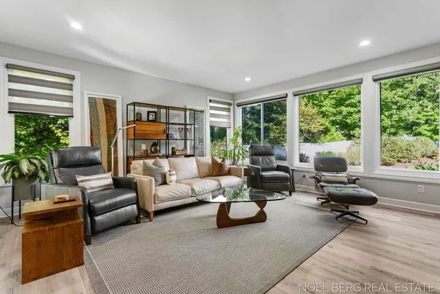 $1,695,000 | 15329 Blue Heron Court, Spring Lake, MI 49456