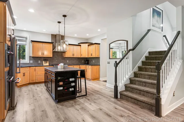 $1,695,000 | 15329 Blue Heron Court, Spring Lake, MI 49456