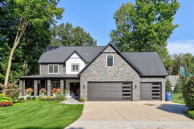 $1,695,000 | 15329 Blue Heron Court, Spring Lake, MI 49456