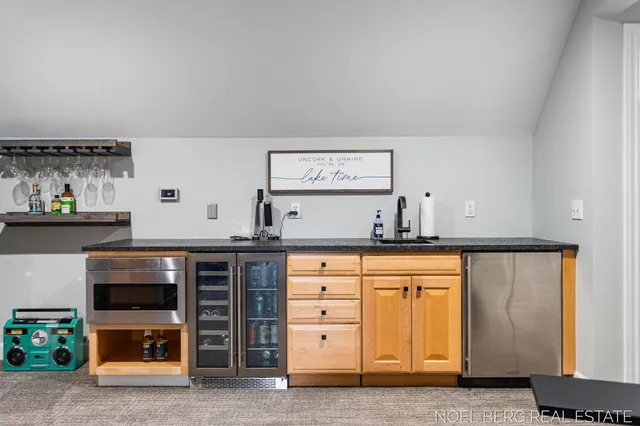 $1,695,000 | 15329 Blue Heron Court, Spring Lake, MI 49456