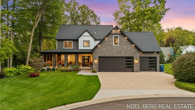 $1,695,000 | 15329 Blue Heron Court, Spring Lake, MI 49456