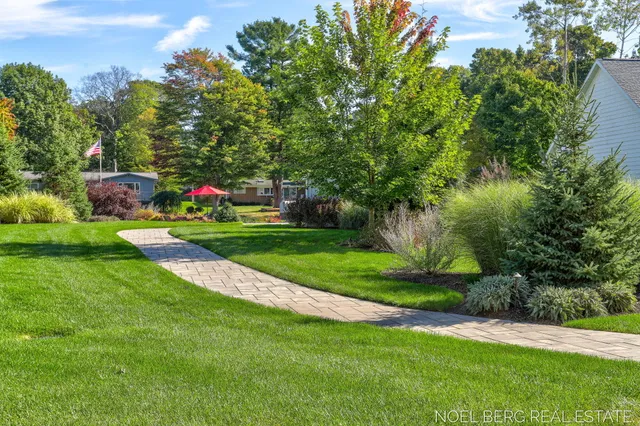 $1,695,000 | 15329 Blue Heron Court, Spring Lake, MI 49456