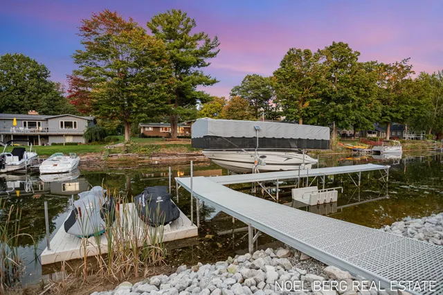 $1,695,000 | 15329 Blue Heron Court, Spring Lake, MI 49456