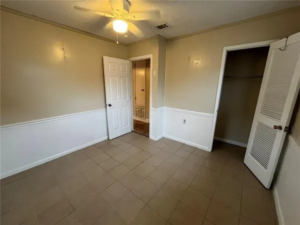 $1,500 | 1645 Redwood Drive, Harvey, LA 70058