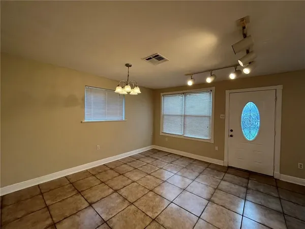 $1,500 | 1645 Redwood Drive, Harvey, LA 70058