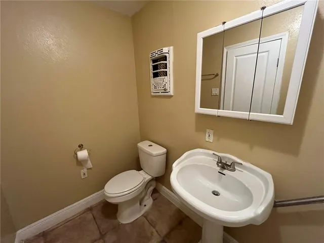 $1,500 | 1645 Redwood Drive, Harvey, LA 70058