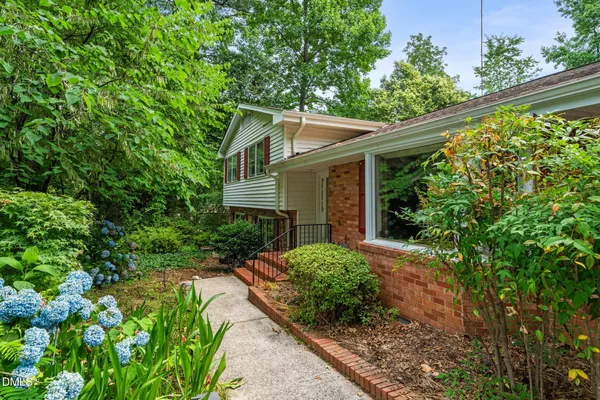 $550,000 | 1103 Warren Avenue, Cary, NC 27511