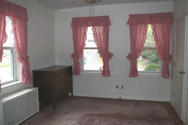 34 Appleton Street Saugus, MA 01906 - Photo 6 of 10 Gallery Image 6