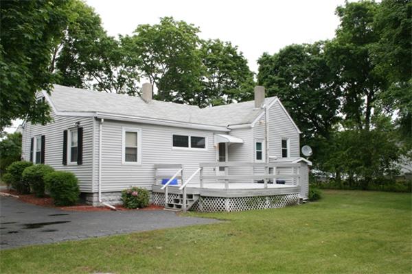 34 Appleton Street Saugus, MA 01906 - Photo 8 of 10 Gallery Image 8