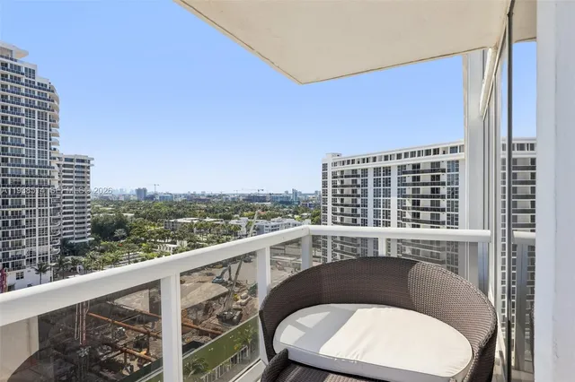 $2,980,000 | 10275 Collins Avenue, Unit 1110, Bal Harbour, FL 33154