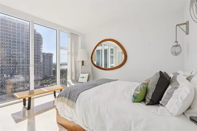 $2,980,000 | 10275 Collins Avenue, Unit 1110, Bal Harbour, FL 33154