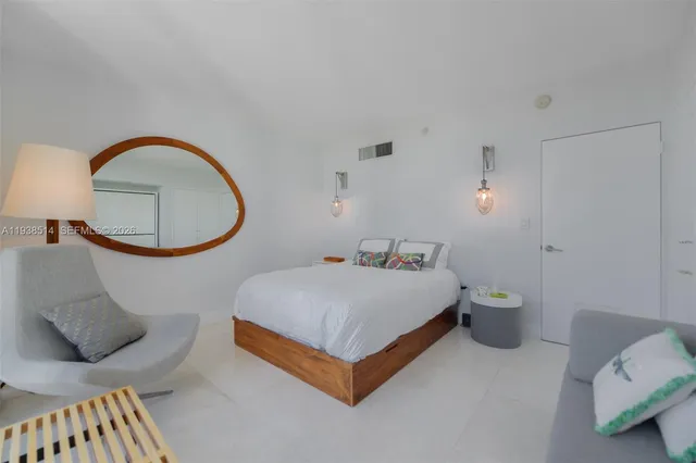 $2,980,000 | 10275 Collins Avenue, Unit 1110, Bal Harbour, FL 33154