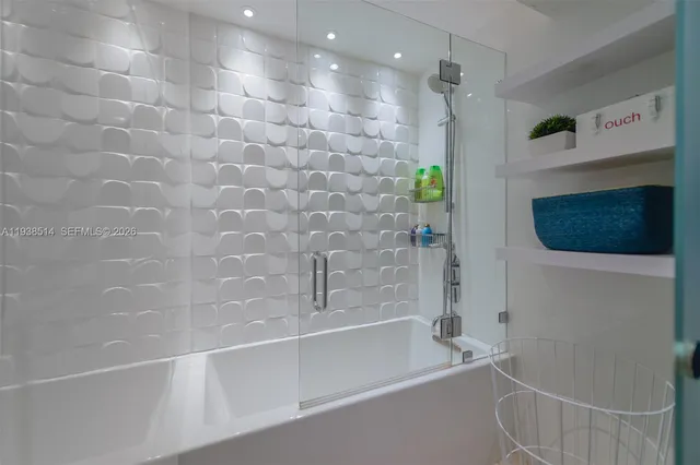 $2,980,000 | 10275 Collins Avenue, Unit 1110, Bal Harbour, FL 33154