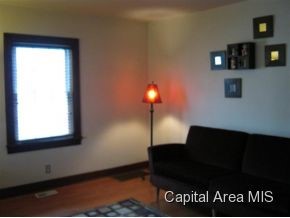 2537 South 7th Street Springfield, IL 62703 - Photo 4 of 11