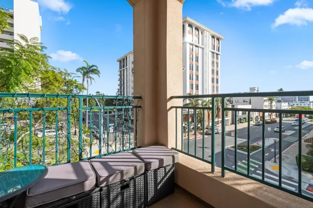 $849,000 | 2400 Fifth Avenue, Unit 330, San Diego, CA 92101