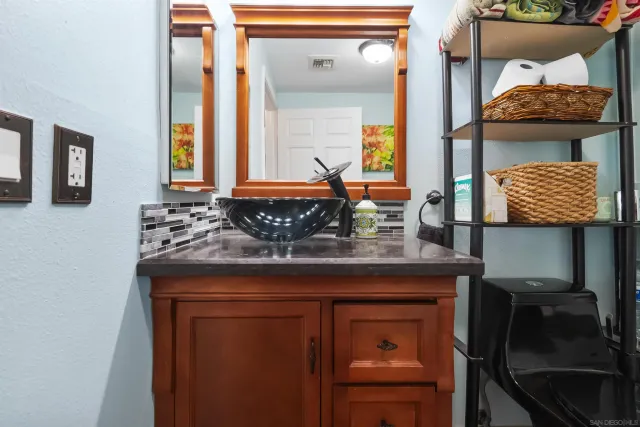 $849,000 | 2400 Fifth Avenue, Unit 330, San Diego, CA 92101