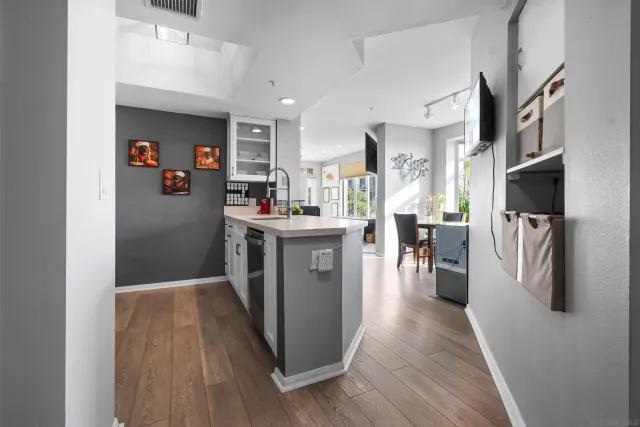 $849,000 | 2400 Fifth Avenue, Unit 330, San Diego, CA 92101