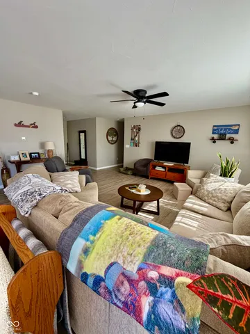 $279,900 | 1594 North Cowlitz Trail, Greensburg, IN 47240