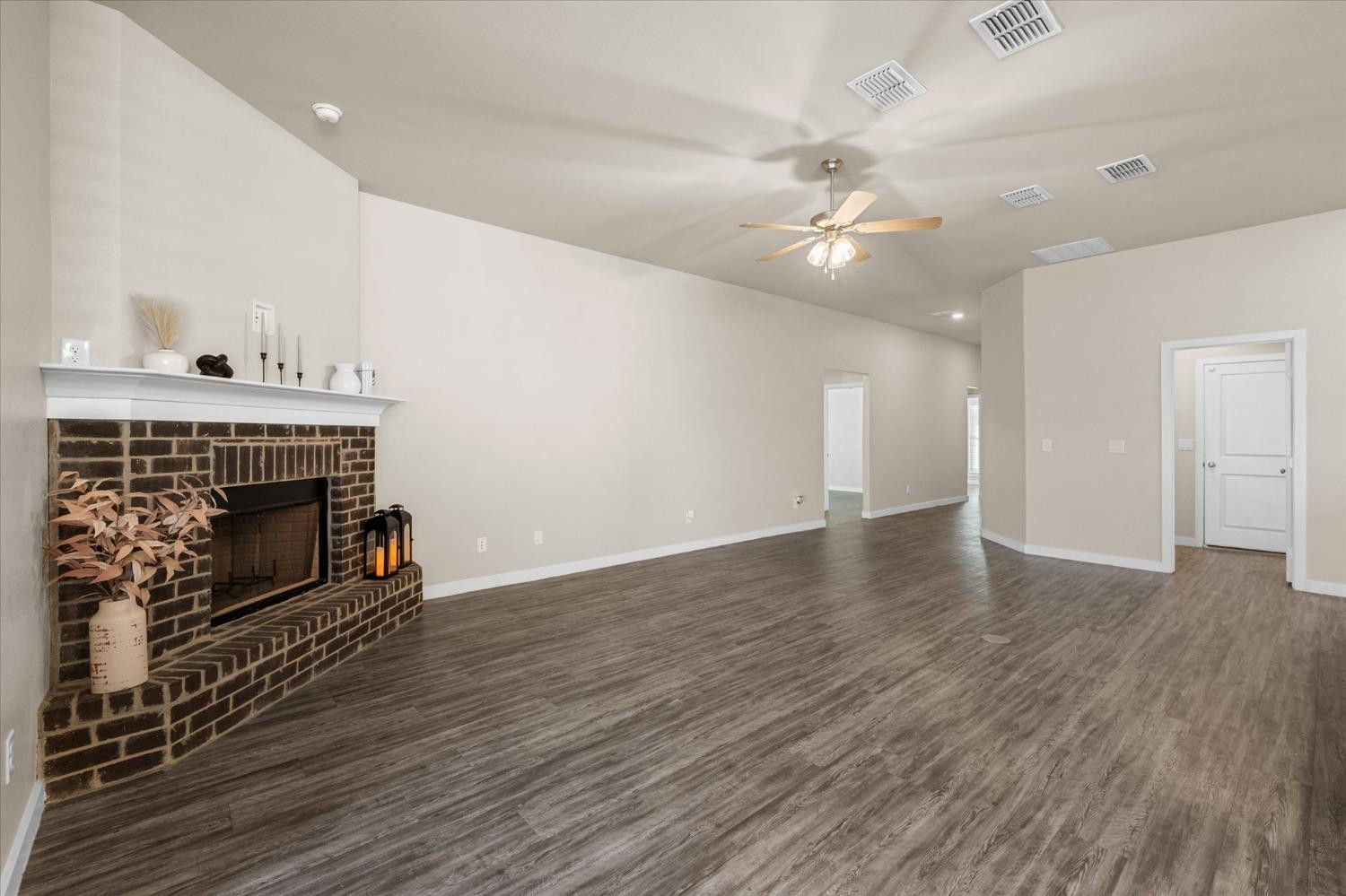 13721 Avenue R Lubbock, TX 79423 - Photo 4 of 19 Photo 4