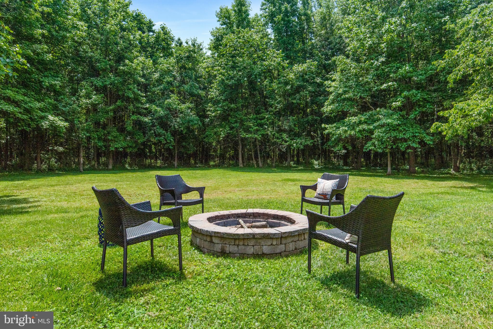 1673 Bay Head Road Annapolis, MD 21409 - Photo 53 of 68 Park like setting with built in firepit.