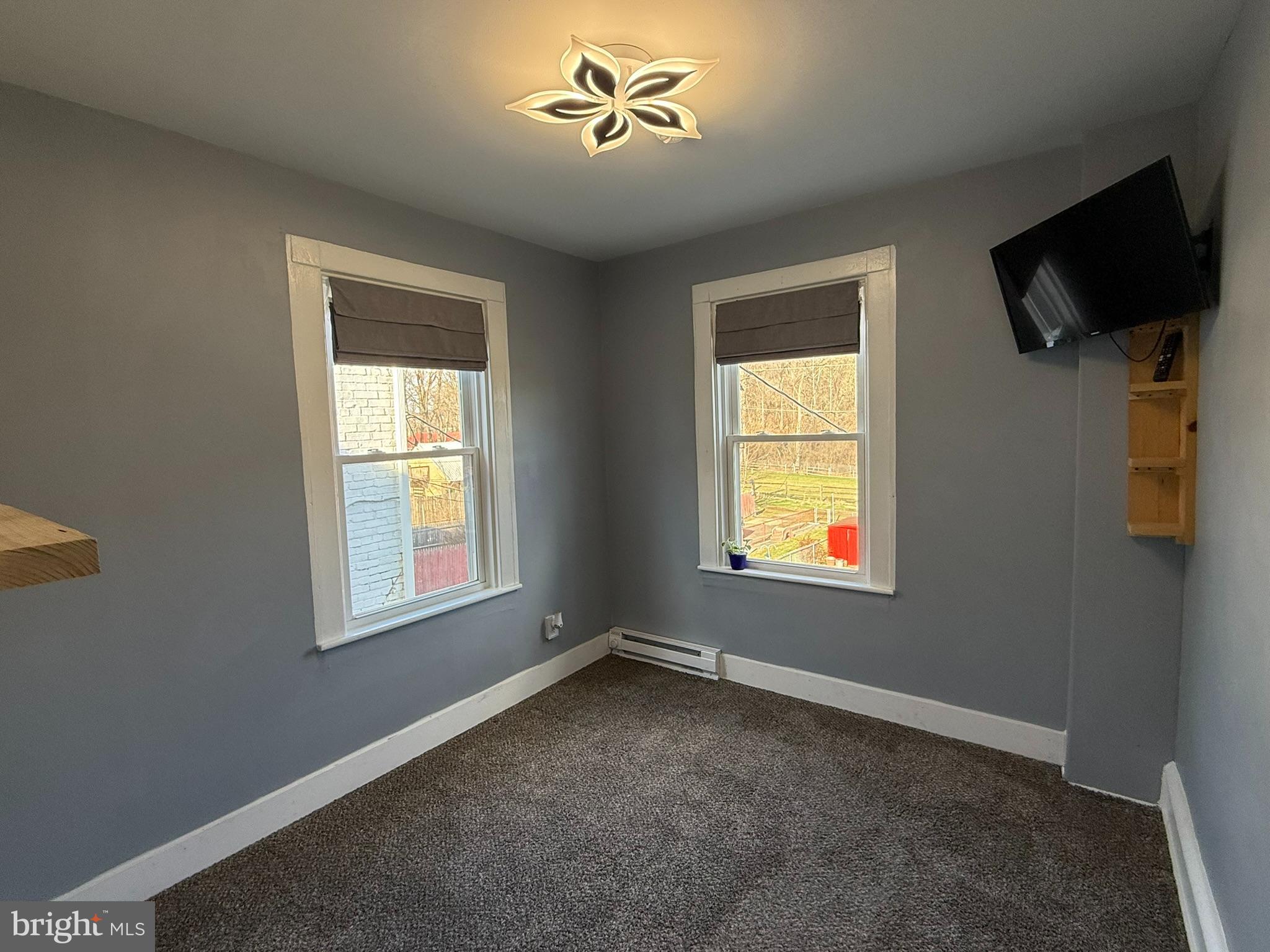 355 Hazel Street Reading, PA 19611 - Photo 7 of 24