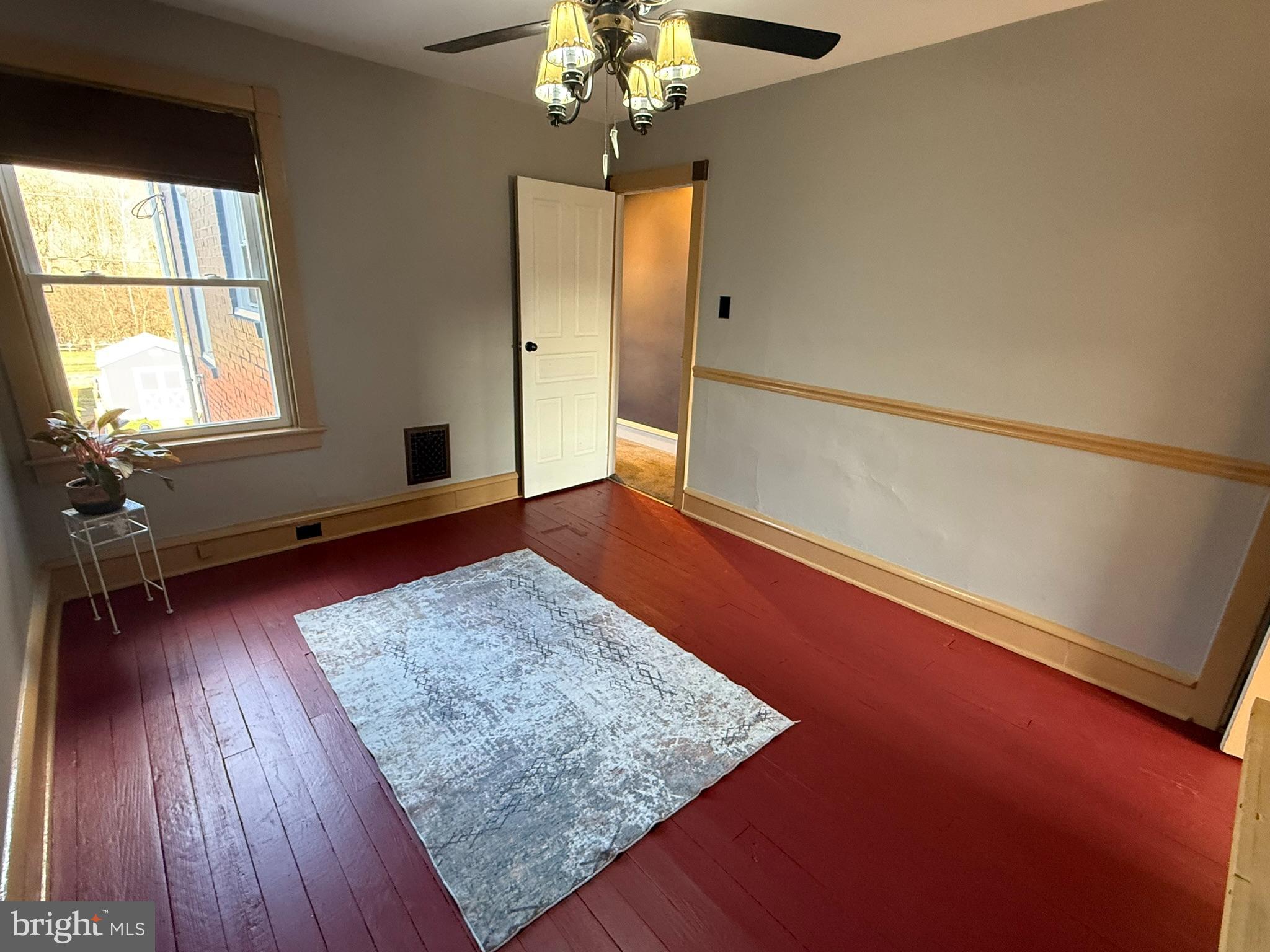 355 Hazel Street Reading, PA 19611 - Photo 10 of 24