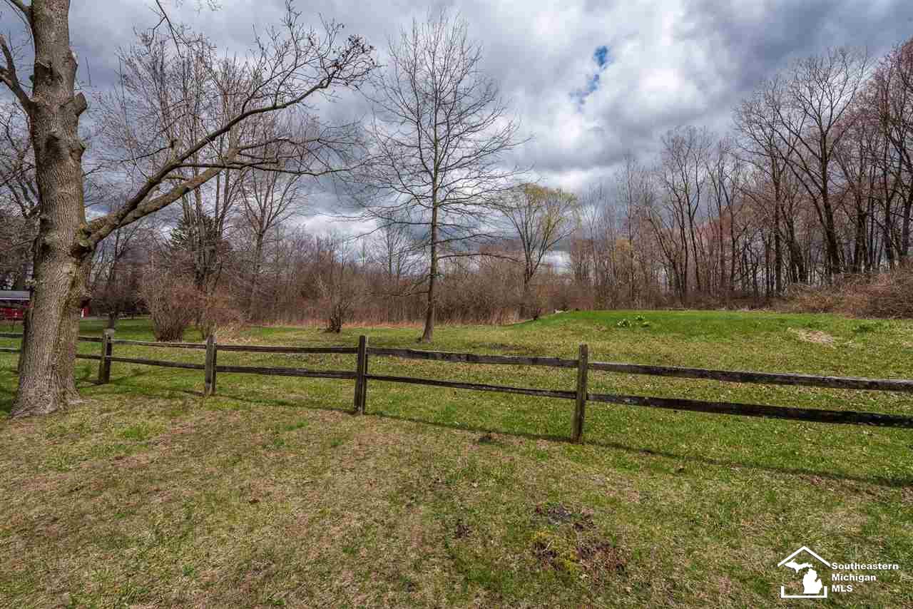 1929 West Hurd Road Monroe, MI 48162 - Photo 40 of 47